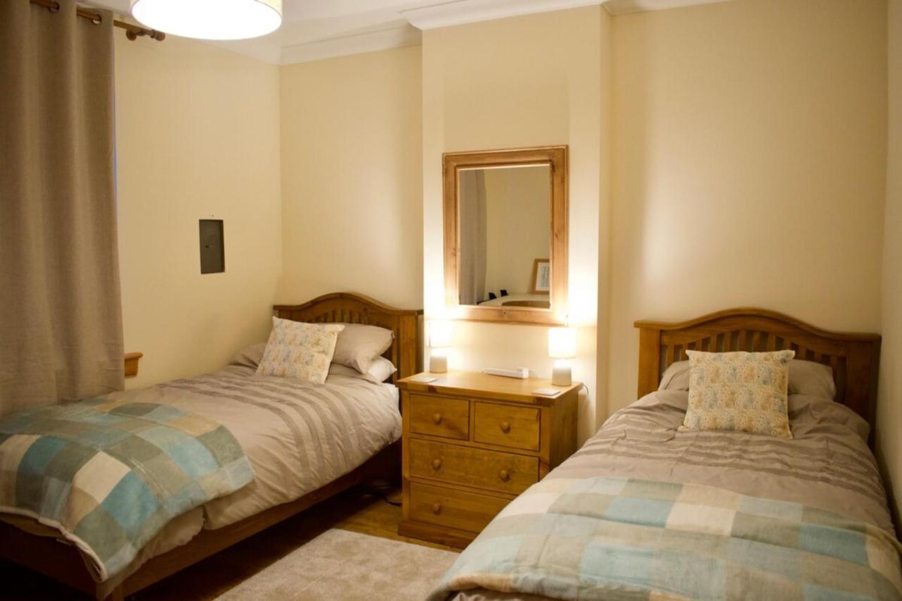 Newly Refurbed Home With Free Parking إدنبرة المظهر الخارجي الصورة